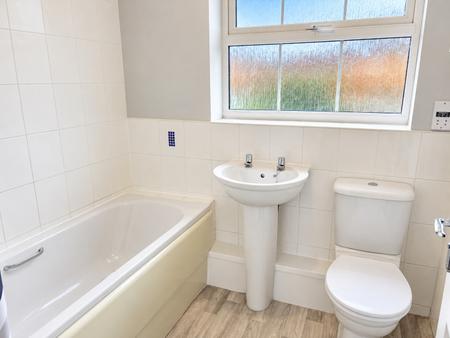 3 bedroom Semi-detached house for sale in Bobbin Lane, Lincoln, LN2