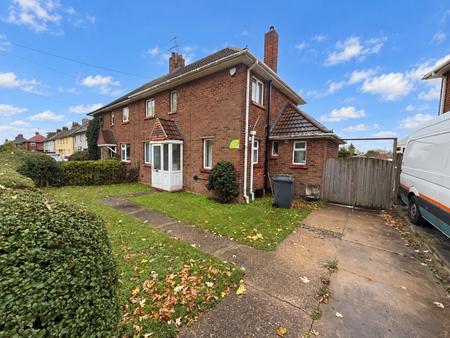 3 bedroom Semi-detached house for sale in Moorland Avenue, Lincoln, LN6