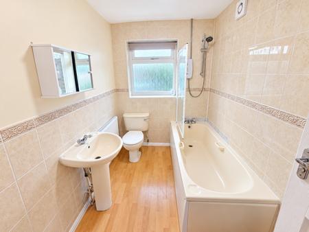 3 bedroom Detached house for sale in Melbourne Way, Waddington, LN5