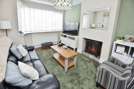 3 bedroom Terraced House for sale in Jubilee Avenue, Sileby, LE12