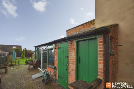 2 bedroom Terraced House for sale in Farnham Street, Quorn, LE12