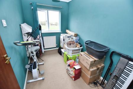 2 bedroom Semi-detached house for sale in Pine Close, Loughborough, LE11