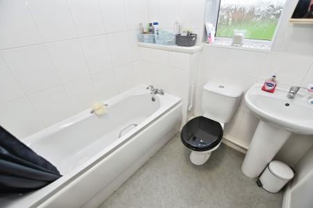 2 bedroom Semi-detached house for sale in Pine Close, Loughborough, LE11