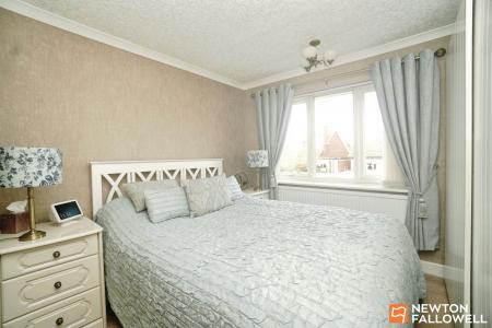 3 bedroom Semi-detached house for sale in Sandhills Close, Belton, LE12