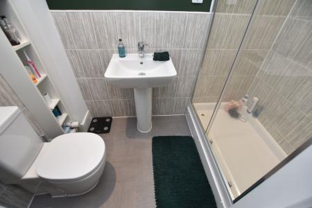 5 bedroom Detached house for sale in Dragonfly Close, East Leake, LE12