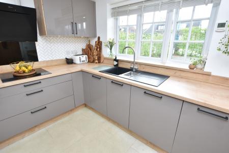 3 bedroom Detached house for sale in The Green, Long Whatton, LE12