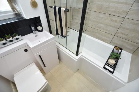 3 bedroom Detached house for sale in The Green, Long Whatton, LE12