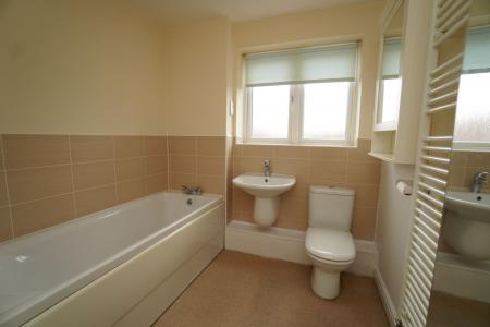 2 bedroom Town house for sale in Highland Drive, Loughborough, LE11