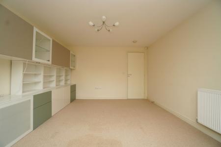 2 bedroom Town house for sale in Highland Drive, Loughborough, LE11