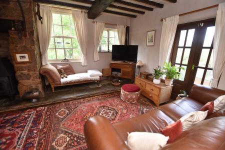 4 bedroom Detached house for sale in Nottingham Road, Cotes, LE12