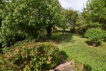 4 bedroom Detached house for sale in Nottingham Road, Cotes, LE12