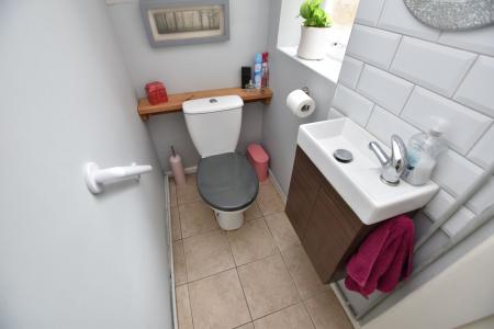 3 bedroom Semi-detached house for sale in Lyall Close, Loughborough, LE11