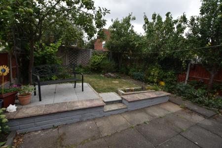 3 bedroom Semi-detached house for sale in Lyall Close, Loughborough, LE11