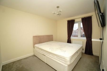3 bedroom Semi-detached house for sale in Newman Close, Loughborough, LE11