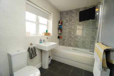 3 bedroom Detached house for sale in Wattle Close, Sileby, LE12