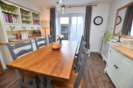 5 bedroom Detached house for sale in Southfield Avenue, Sileby, LE12