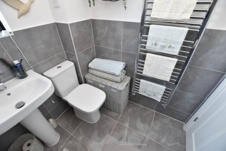 3 bedroom End of terrace house for sale in Bedford Court, Kegworth, DE74
