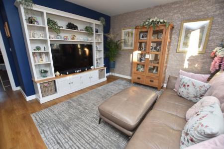 3 bedroom End of terrace house for sale in Bedford Court, Kegworth, DE74