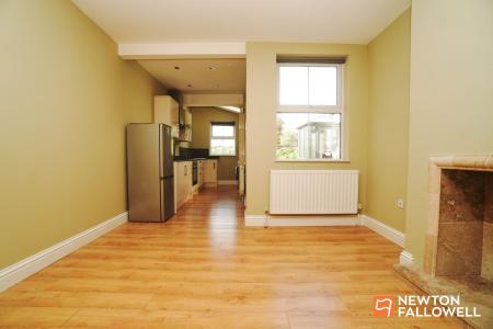 2 bedroom Terraced House for sale in West Leake Road, East Leake, LE12