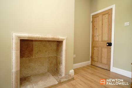 2 bedroom Terraced House for sale in West Leake Road, East Leake, LE12