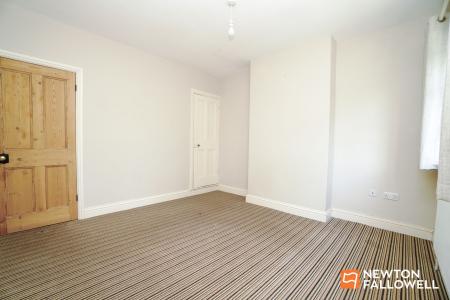 2 bedroom Terraced House for sale in West Leake Road, East Leake, LE12