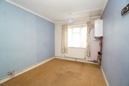 2 bedroom Flat for sale in Breadcroft Lane, Barrow Upon Soar, LE12