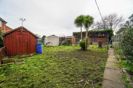 2 bedroom Flat for sale in Breadcroft Lane, Barrow Upon Soar, LE12