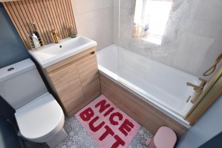 3 bedroom Semi-detached house for sale in Garendon Road, Shepshed, LE12