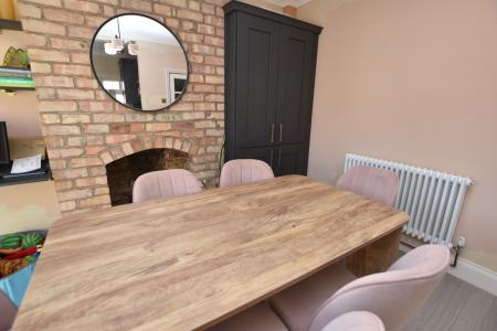 3 bedroom Semi-detached house for sale in Garendon Road, Shepshed, LE12