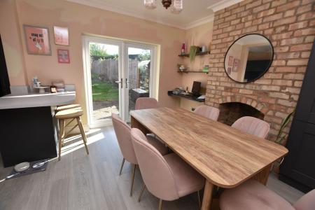 3 bedroom Semi-detached house for sale in Garendon Road, Shepshed, LE12