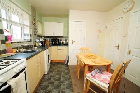 3 bedroom Semi-detached house for sale in New Ashby Road, Loughborough, LE11