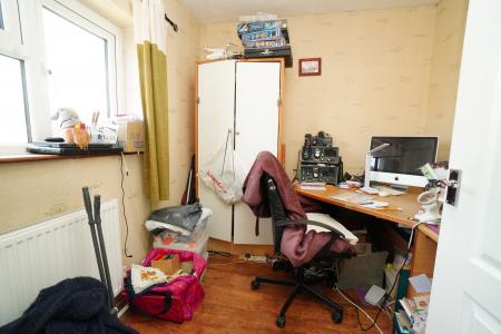 3 bedroom Semi-detached house for sale in New Ashby Road, Loughborough, LE11