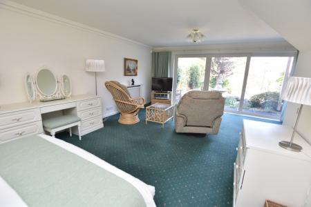 4 bedroom Semi-detached house for sale in Park Lane, Sutton Bonington, LE12