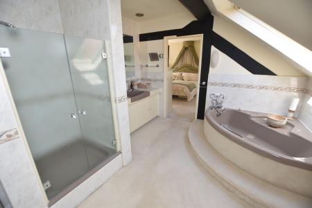 4 bedroom Semi-detached house for sale in Park Lane, Sutton Bonington, LE12