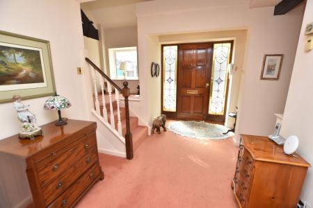 4 bedroom Semi-detached house for sale in Park Lane, Sutton Bonington, LE12