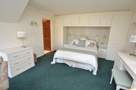 4 bedroom Semi-detached house for sale in Park Lane, Sutton Bonington, LE12