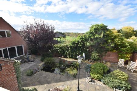 4 bedroom Semi-detached house for sale in Park Lane, Sutton Bonington, LE12