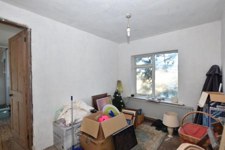 5 bedroom Semi-detached house for sale in Rempstone Road, Belton, LE12