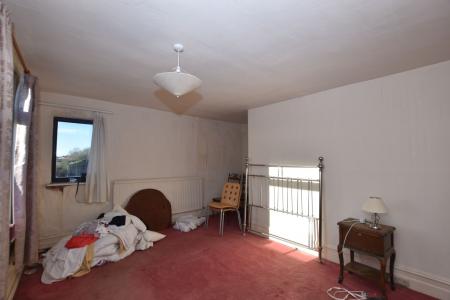 5 bedroom Semi-detached house for sale in Rempstone Road, Belton, LE12