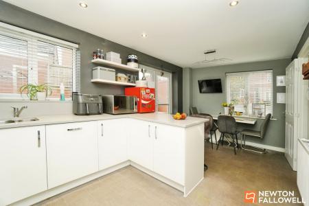 4 bedroom Detached house for sale in Badger Close, East Leake, LE12