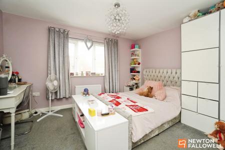 4 bedroom Detached house for sale in Badger Close, East Leake, LE12