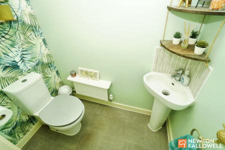 4 bedroom Detached house for sale in Badger Close, East Leake, LE12