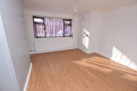 3 bedroom Semi-detached house for sale in Barrett Drive, Loughborough, LE11