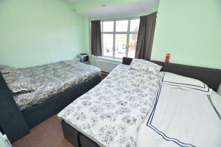 3 bedroom Semi-detached house for sale in Bottleacre Lane, Loughborough, LE11