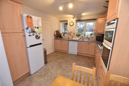 4 bedroom Detached house for sale in Butterley Drive, Loughborough, LE11