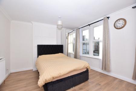 2 bedroom Terraced House for sale in Cartwright Street, Loughborough, LE11