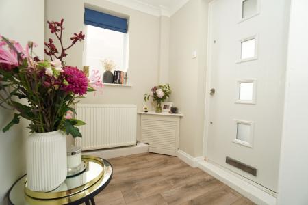 3 bedroom Semi-detached house for sale in Charnwood Avenue, Sutton Bonington, LE12