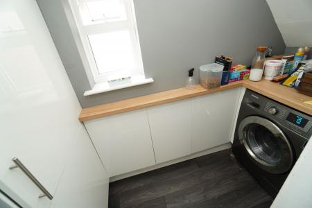 3 bedroom Semi-detached house for sale in Charnwood Avenue, Sutton Bonington, LE12