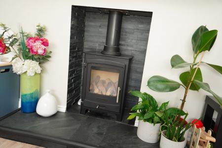 3 bedroom Semi-detached house for sale in Charnwood Avenue, Sutton Bonington, LE12