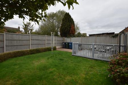 3 bedroom Semi-detached house for sale in Charnwood Fields, Sutton Bonington, LE12